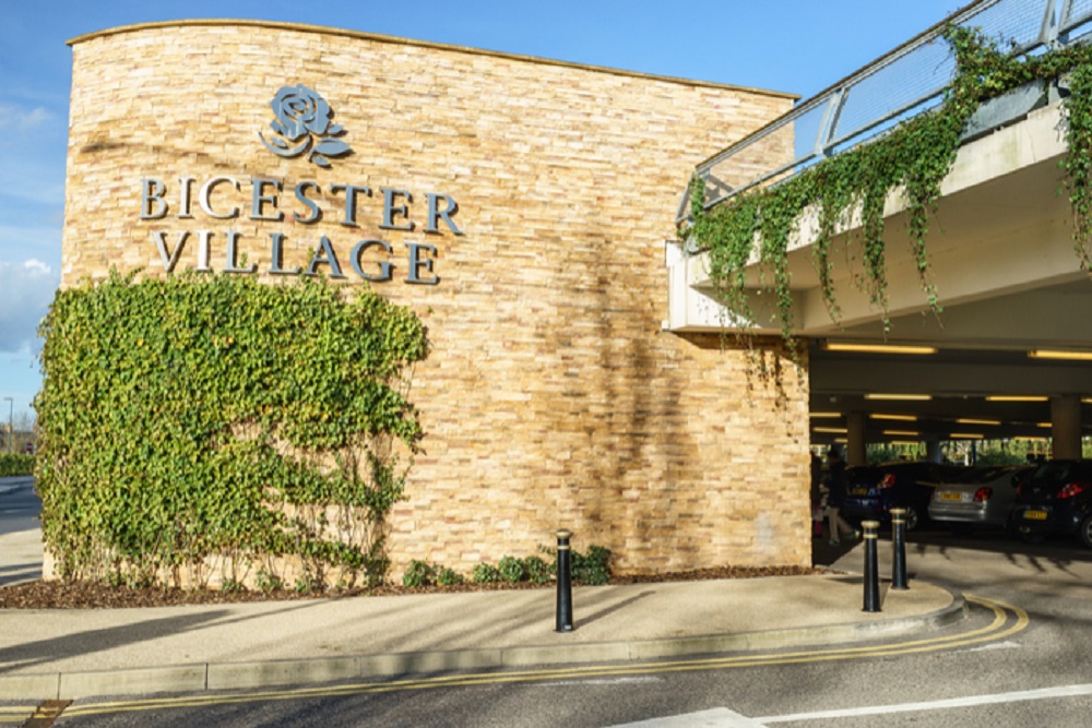 Why Do The Chinese Love Bicester Village In UK? - Chinese Tourists ...